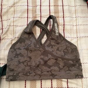 Gymshark Women's Camo Sports Bra - Brown